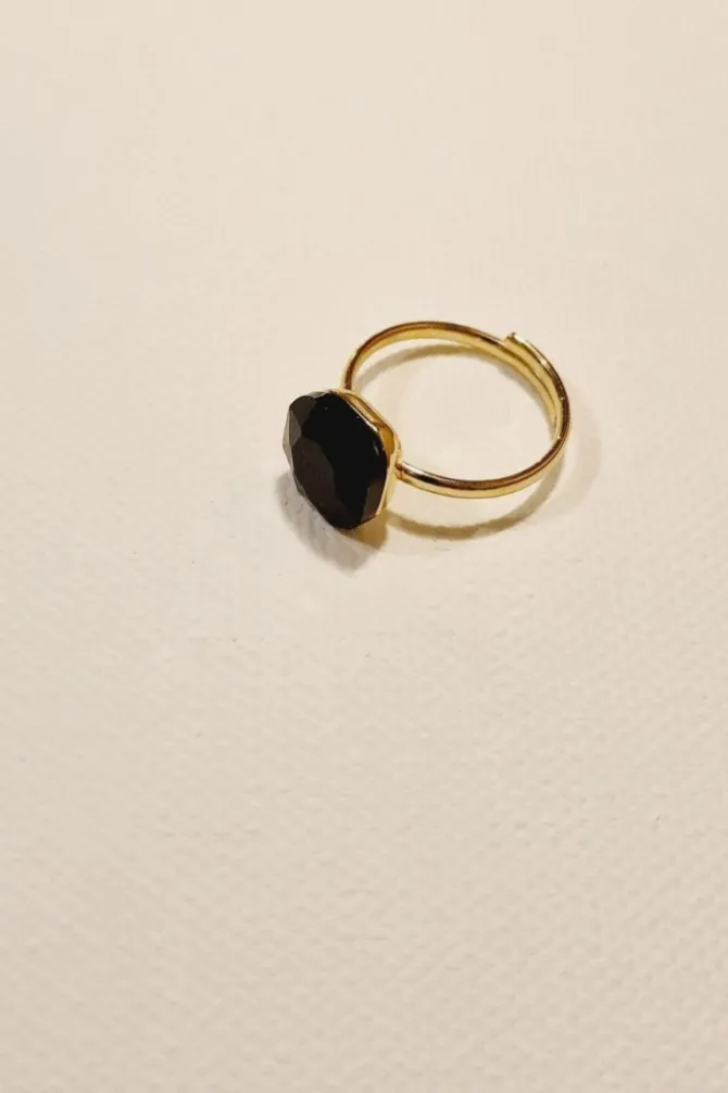 Anillo dorado de acero piedra negra