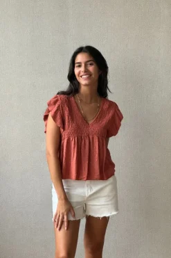 Blusa cuello pico con detalles lurex caldero