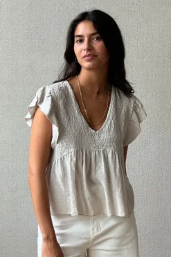 Blusa cuello pico con detalles lurex beige