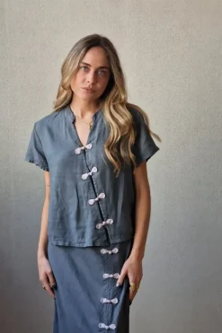 Blusa de lino cuello Mao gris