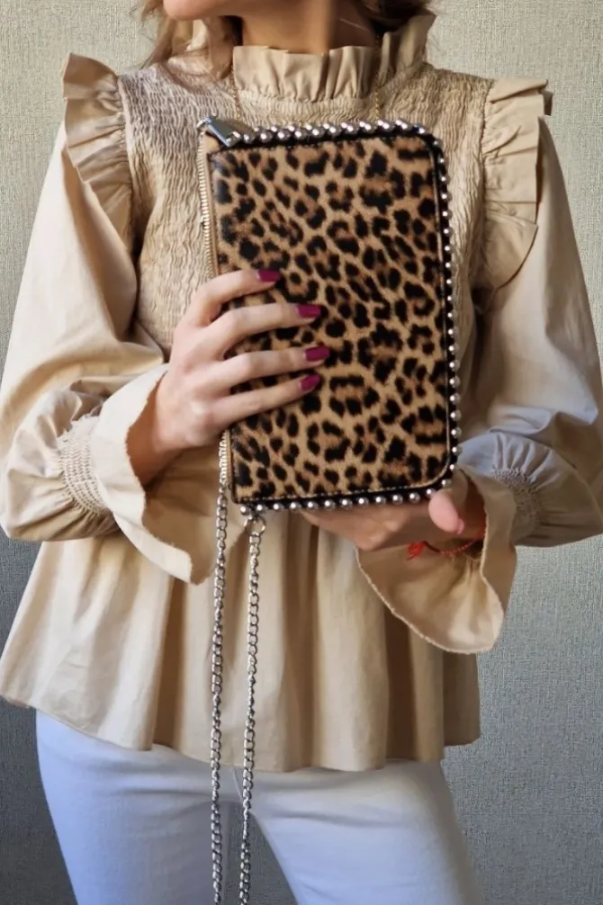 Bolso bandolera tachas animal print beige