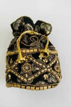 Bolso bombonera negra y dorado