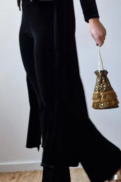 Bolso bombonera negra y dorado