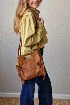 Bolso de piel con flecos camel