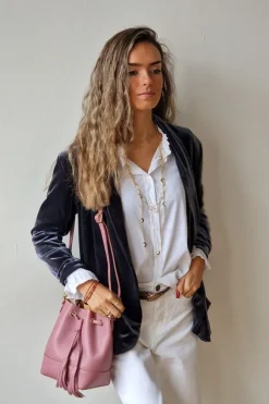 Bolso de piel tipo bombonera rosa