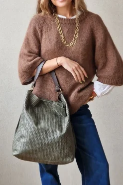 Bolso de piel trenzada verde
