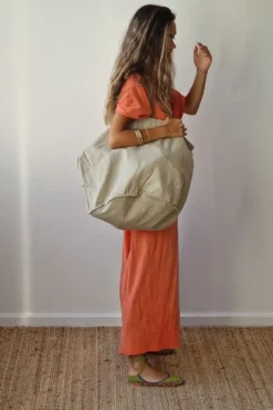 Bolso de playa oversize beige con opción de personalizar