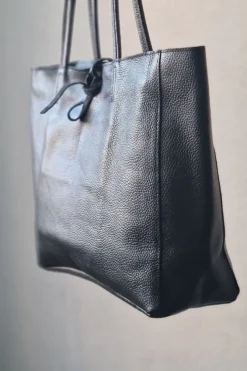 Bolso shopping con cremallera negro