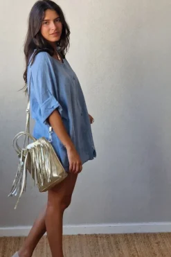 Camisa oversize con manga tres cuartos en color azul