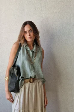 Camisa tipo lino sin mangas verde militar