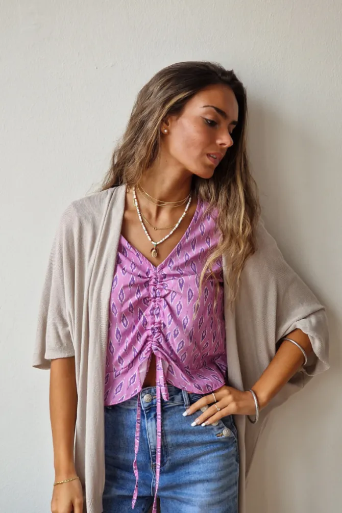 Chaqueta de punto frío en color arena