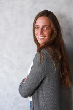 Chaqueta larga de canalé gris oscuro