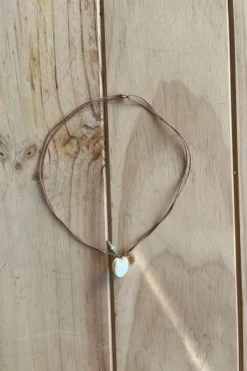 Collar ajustable concha rosa