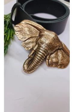 Hebilla dorada de cabeza de elefante