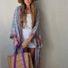 Kimono largo estampado rematado con espejitos tonos rosa