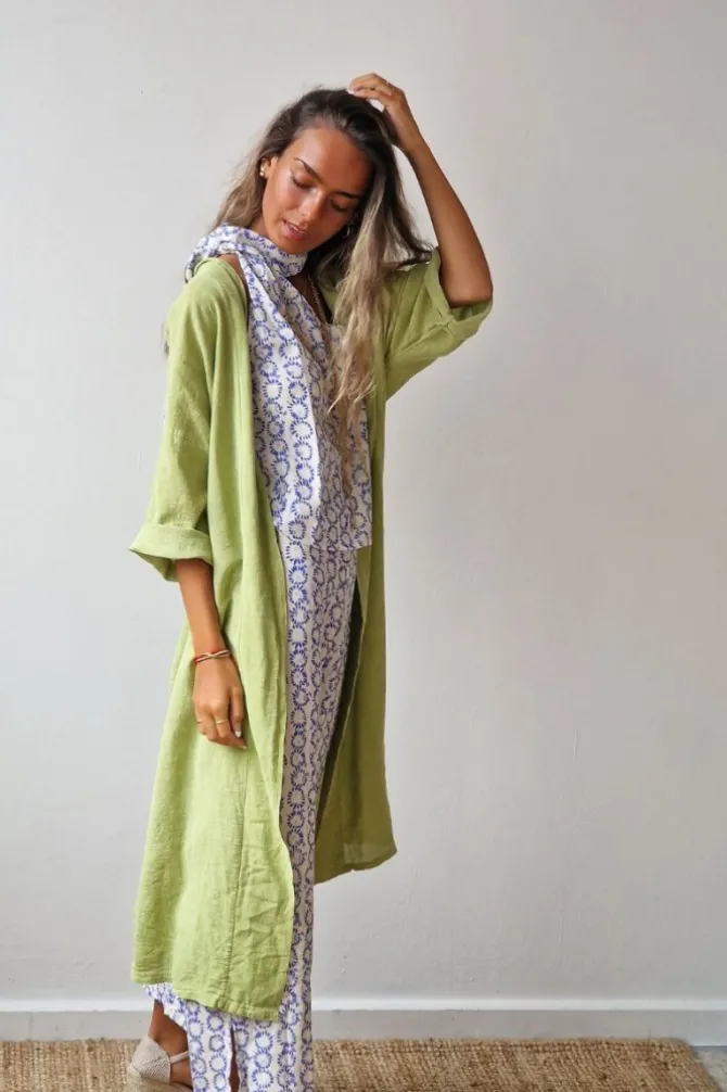 Kimono pistacho tipo lino con manga tres cuartos