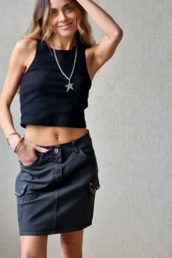 Mini falda con tachas gris