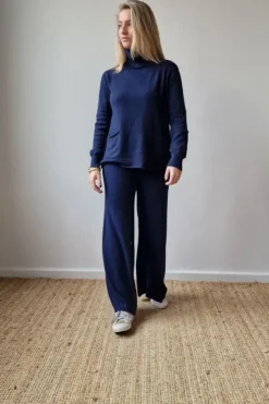 Pantalón culotte de punto azul marino