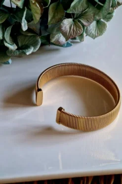 Pulsera de acero ancha