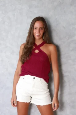 Top halter con tira ancha cruzada buganvilla