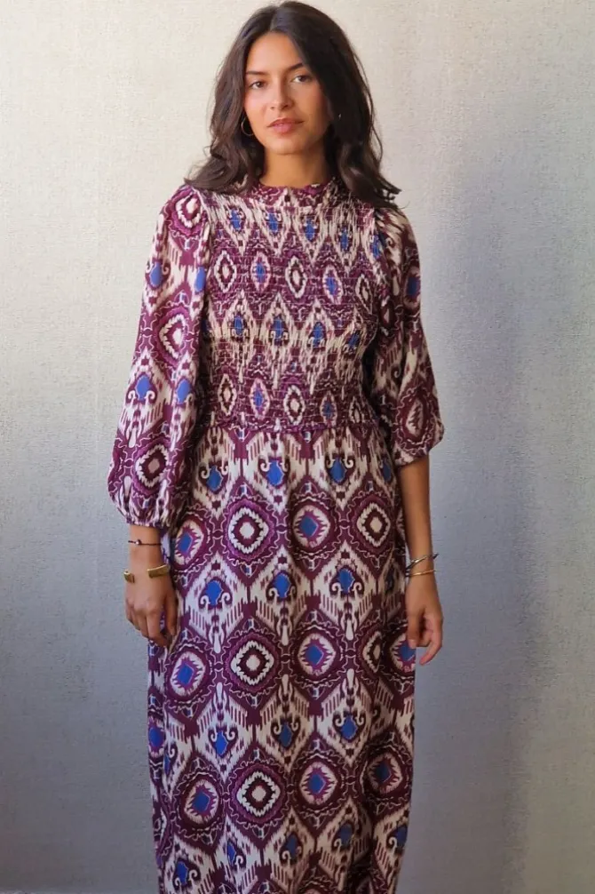 Vestido estampado con nido abeja berenjena