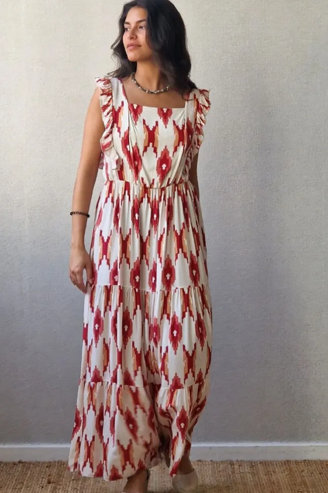 Vestido fresa estampado ikat con volantes y lazo en la espalda