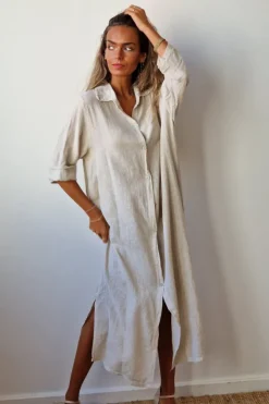 Vestido largo camisero tipo lino beige