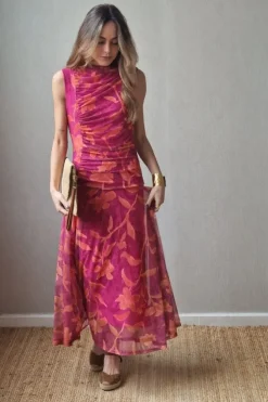Vestido tul de flores fucsia
